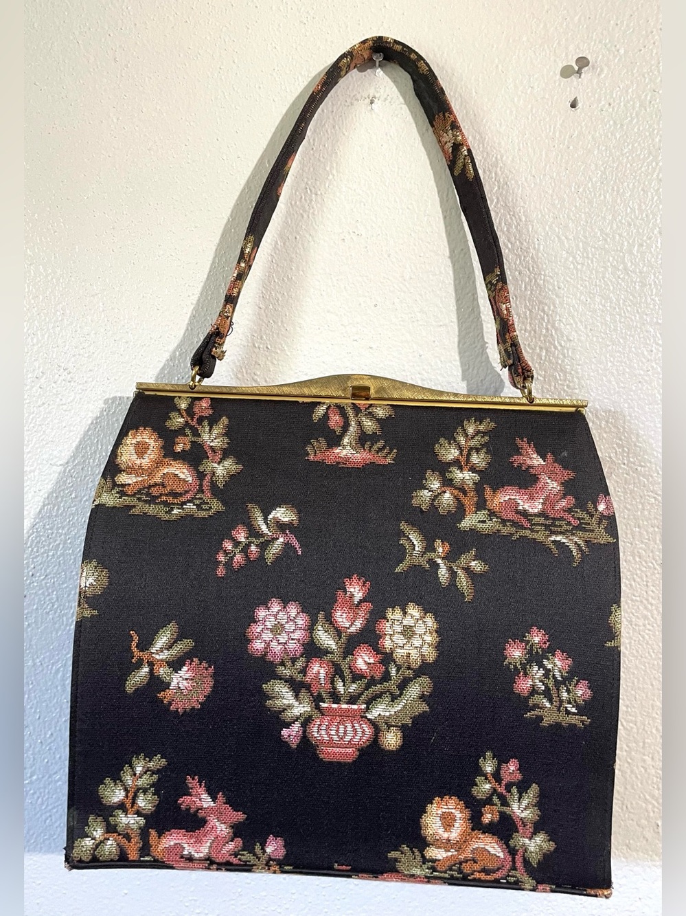 Jordan Marsh Vintage Black Floral Tapestry Handbag Kiss Lock Purse Made England